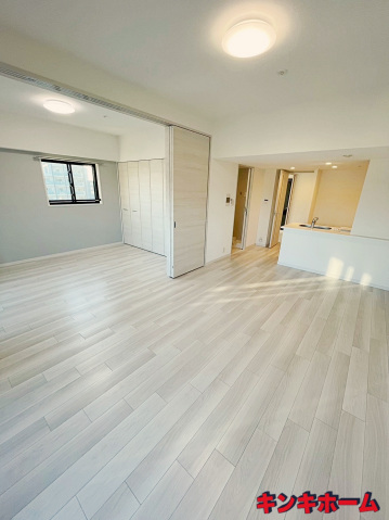 居室・リビング　写真は別のお部屋です。（現況を優先してください）