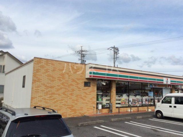 コンビニ　セブン-イレブン藤枝稲川店（コンビニ）まで569m