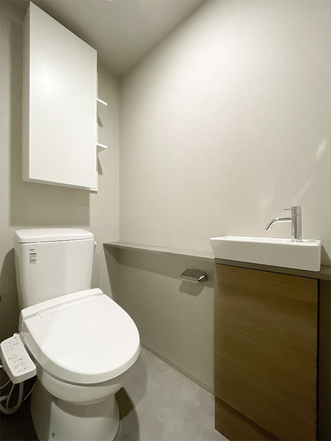 トイレ　※写真は同タイプ住戸です。