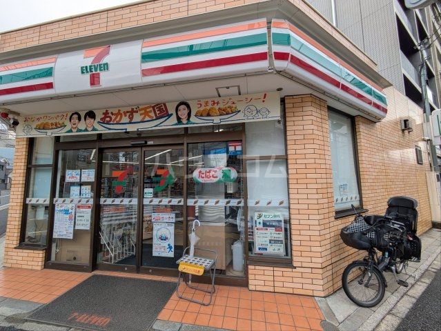 コンビニ　セブンイレブン　横浜大口駅南店（コンビニ）まで942m