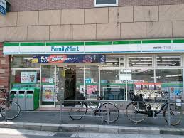 コンビニ　ファミリーマート 曽根崎一丁目店（コンビニ）まで165m
