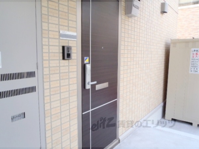 玄関　嬉しい角部屋・