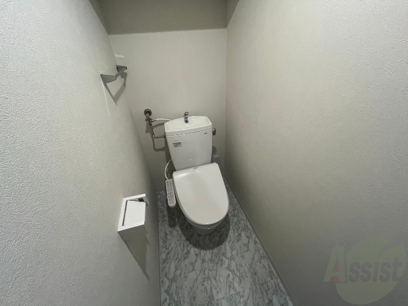 トイレ　こちらはトイレです。清潔感があり、安心して使用できます。