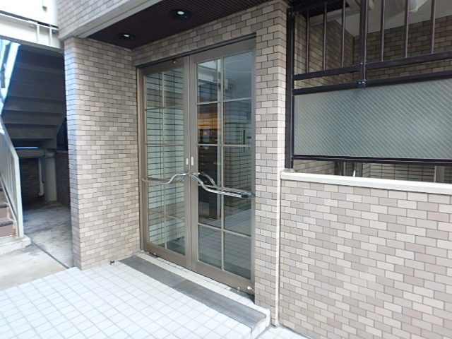 ライオンズマンション板橋区役所前第6の外観写真