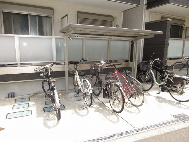 近鉄南大阪線 矢田駅 徒歩6分 3階建 築6年の外観写真
