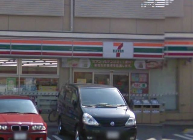 コンビニ　セブンイレブン横浜洲崎店（コンビニ）まで210m