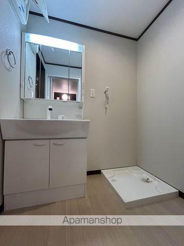 B’s garden Higashikaizukaの内装写真