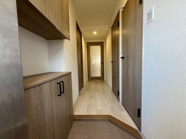 PARK MODERN つつじヶ丘の玄関写真