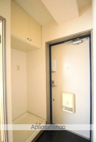 ＪＲ東海道本線 平塚駅 徒歩9分 9階建 築38年の玄関写真