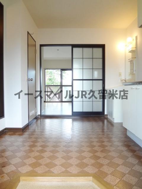 玄関　収納もある玄関です