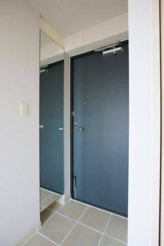 玄関　収納もある玄関です