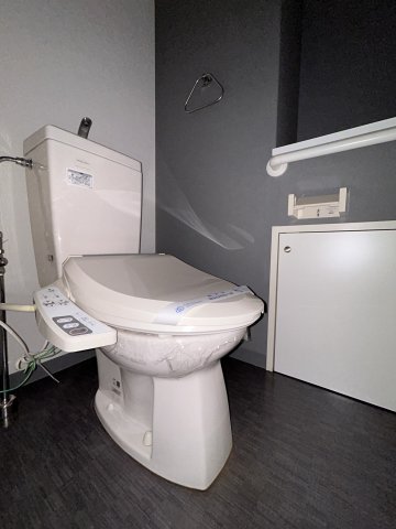 トイレ　別号室参考写真