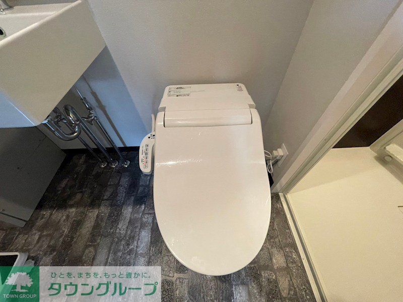 東急目黒線 武蔵小山駅 徒歩11分 5階建 築7年のトイレ写真