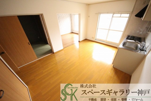 パルシティ伊川谷の居間写真