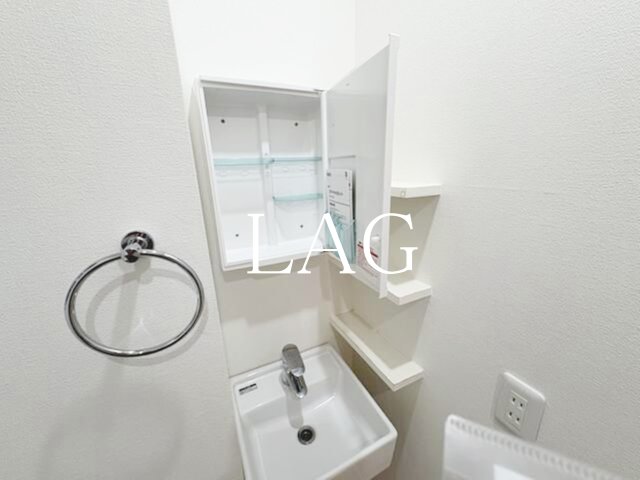 洗面設備　洗面台です。