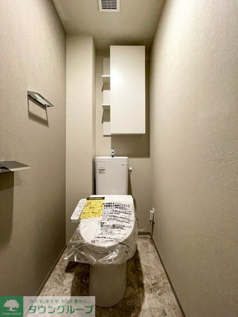 トイレ　※写真は同タイプ住戸です。