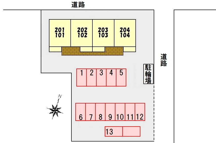 駐車場　空き：1、2、6、7、9、12、13 (縦)