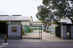 高校・高専　樟蔭東高校（高校・高専）まで1502m