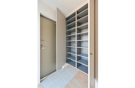 玄関　別部屋参考写真