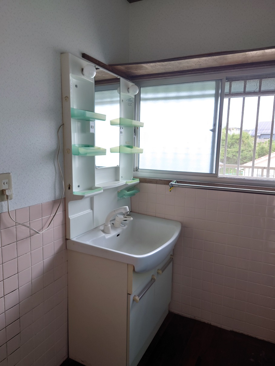 ＪＲ鹿児島本線 鹿児島駅 徒歩5分 2階建 築52年の内装写真