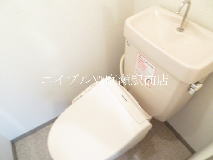 【メゾンド徳芳のトイレ】