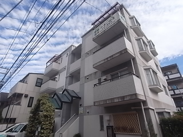 神戸市灘区神前町のマンションの建物外観