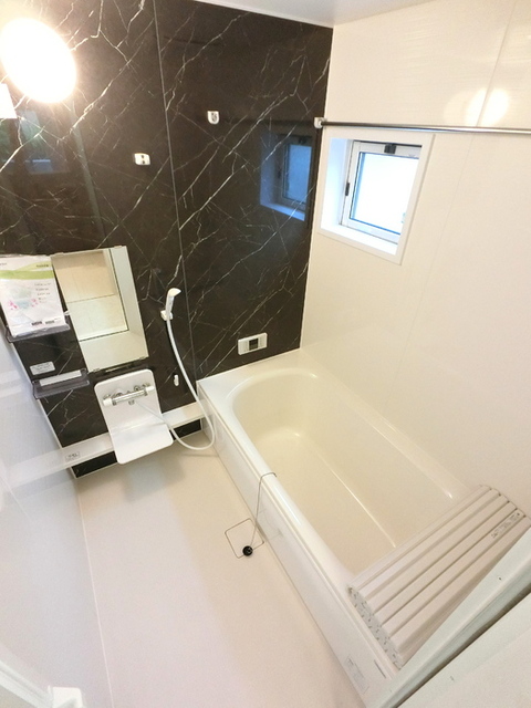 バス・シャワールーム　一坪風呂