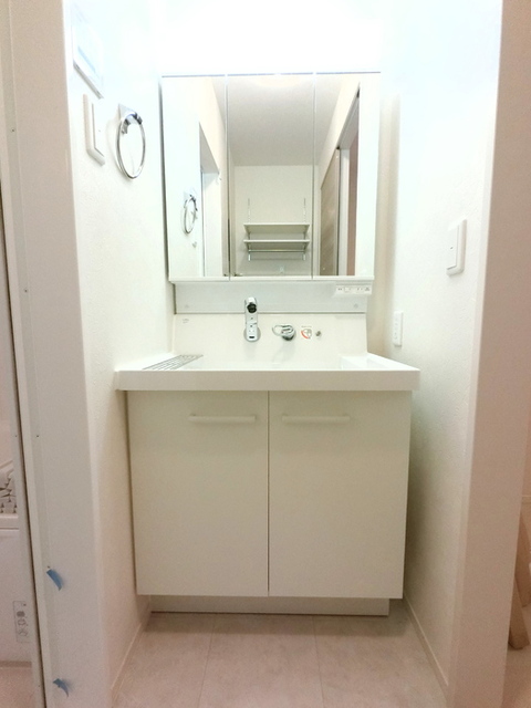 洗面設備　洗髪洗面化粧台