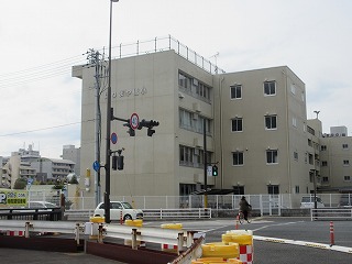 【高知市桜井町のアパートの小学校】