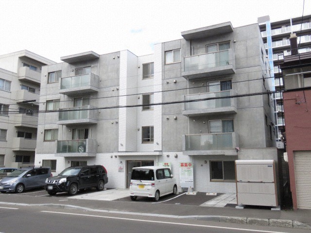 北海道札幌市中央区南二十一条西８（マンション）の賃貸物件の外観