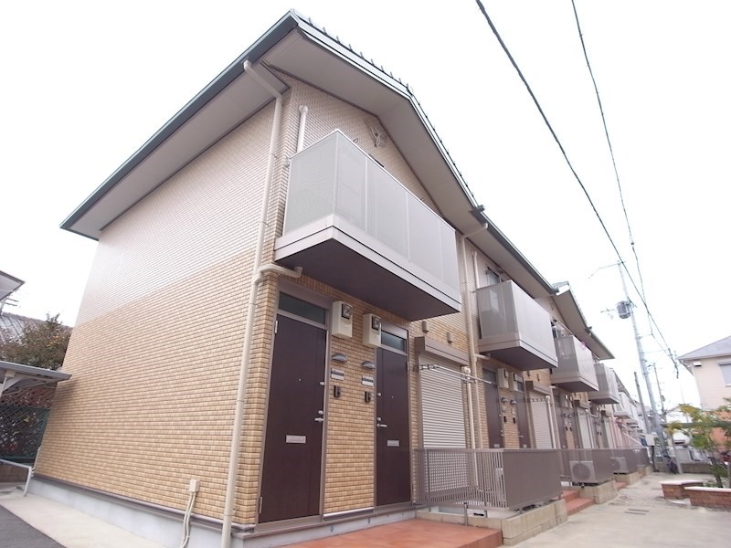 神戸市垂水区西舞子のアパートの建物外観