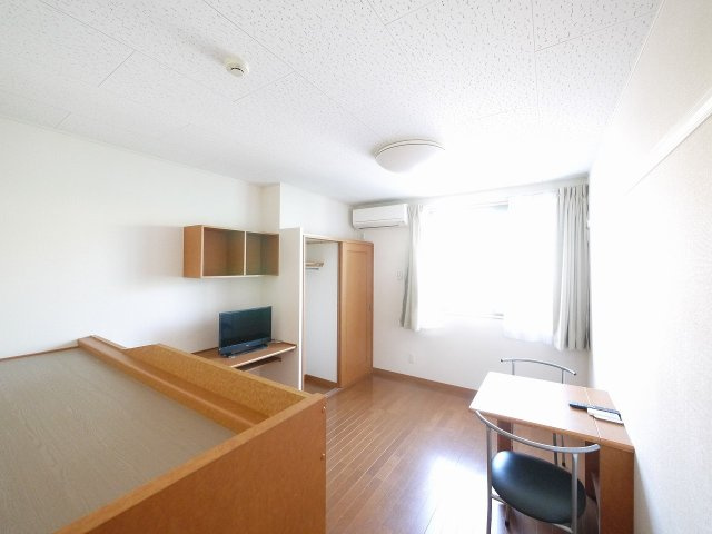その他部屋・スペース　落ち着いて過ごせるお部屋なので、寝室にいかがでしょうか