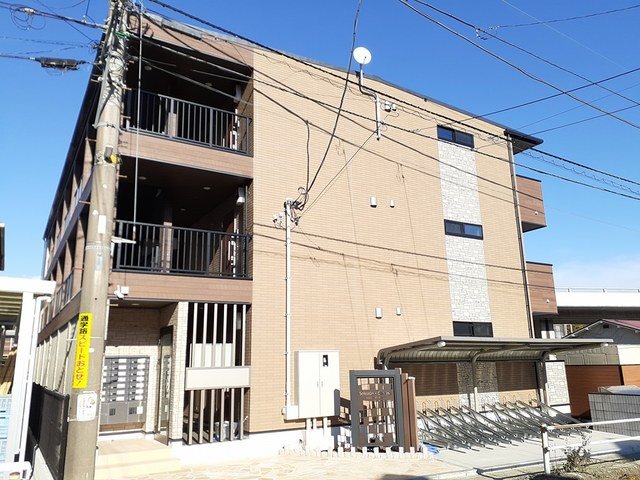 【小田原市早川のアパートの建物外観】