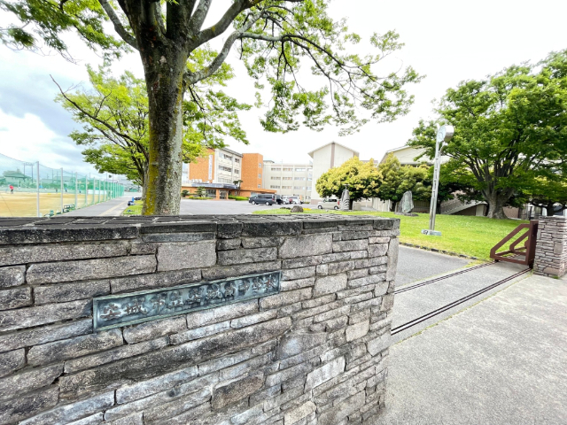 中学校　安城市立安城南中学校（中学校）まで539m