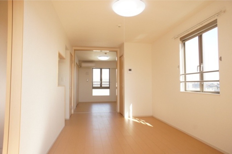 居室・リビング　図面と現状に相違がある場合には現状を優先