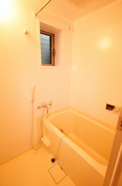 バス・シャワールーム　追焚機能付のバスルーム