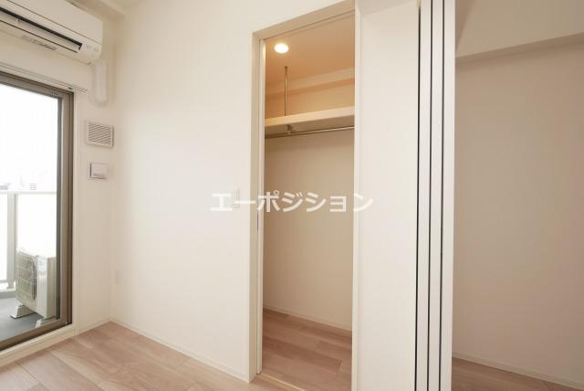 収納　セレニテ難波ミラク参番館