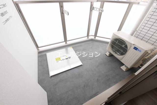 バルコニー　セレニテ難波ミラク参番館
