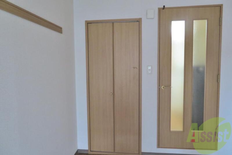 収納　収納はこんな感じ。中が気になりますねー。どうなってるんだろ