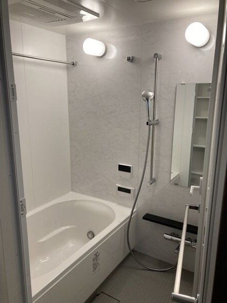 バス・シャワールーム