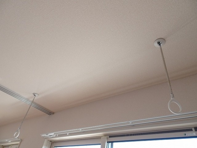 その他　雨の日に大活躍の室内物干し