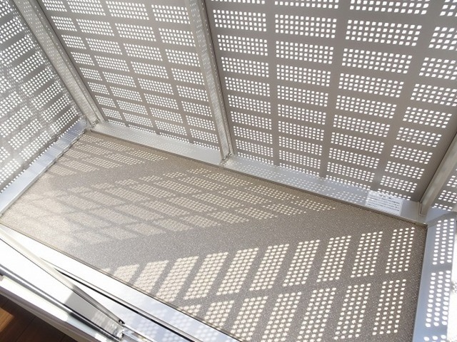 バルコニー　バルコニー