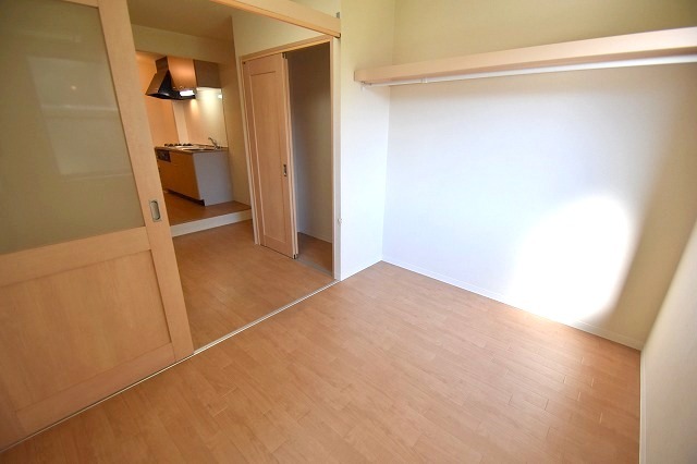 その他部屋・スペース　広々洋室10.6帖・1R