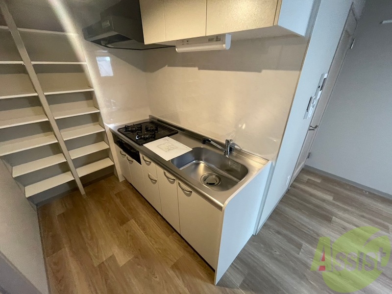 キッチン　３口システムキッチンなので、すぐお料理に使えます！