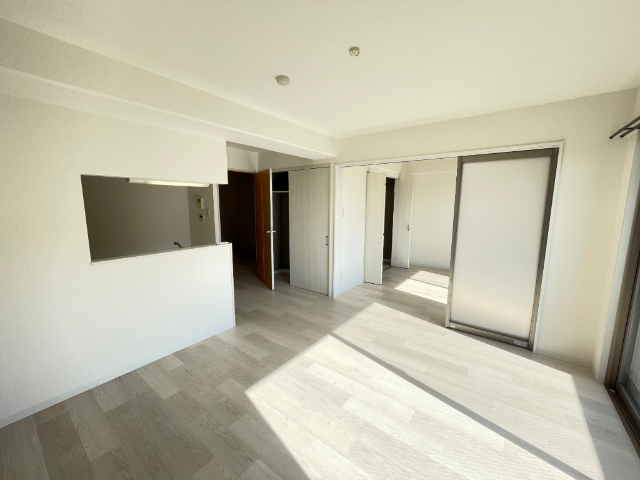 居室・リビング　日当たりの良いリビング