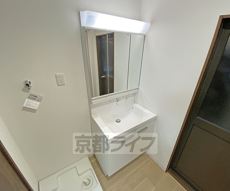 洗面設備　独立洗面台