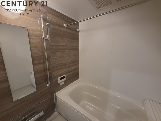 バス・シャワールーム　広々としたお風呂です。