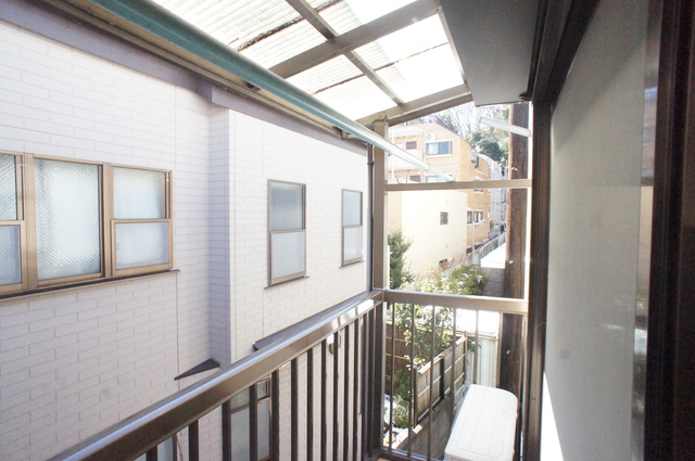 バルコニー　バルコニー付！お天気のいい日は洗濯物も気持ちよく干せますね！