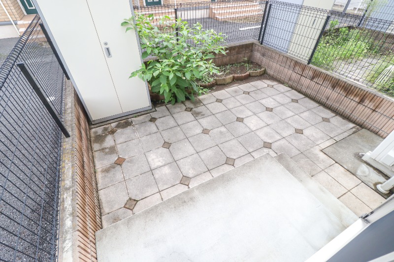 庭　図面と現状に相違がある場合には現状を優先