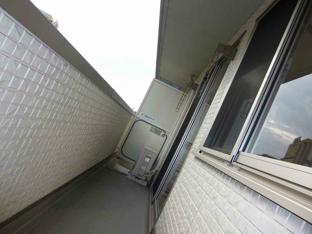 バルコニー　ベランダ